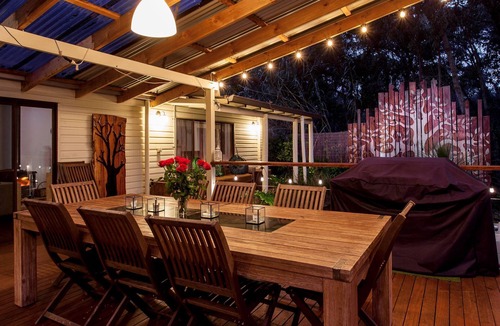 Redgate House | Bella Retreat - Peace & seclusion in redgum forest