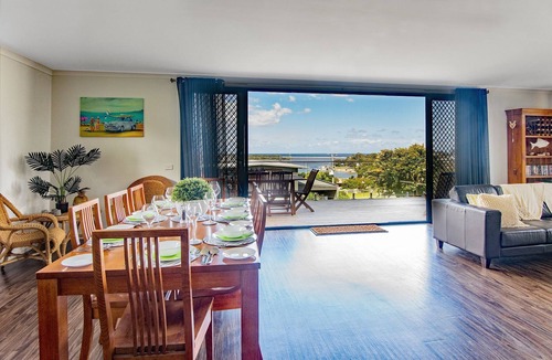 Mallacoota House | Bella Views Pet Friendly With Expansive Views