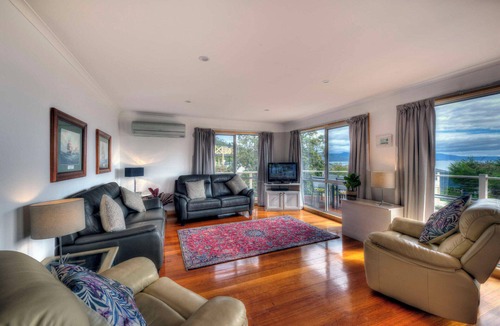 Bicheno House | Bella Vista - Bicheno Accommodation