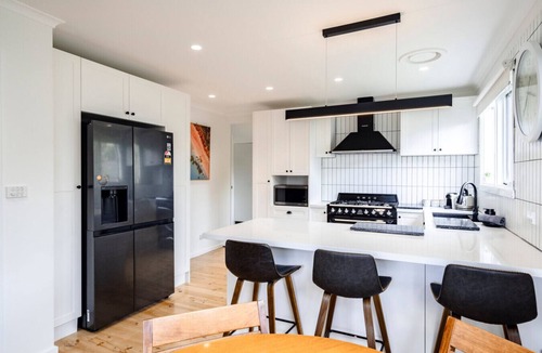 Portarlington House | Bellarine Retreat - Pet friendly - Sleeps 8! (499561)