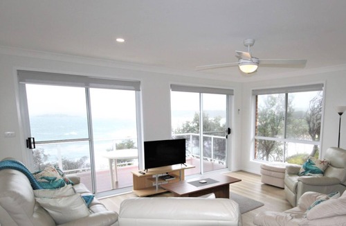 Manyana House | Bellevue ~ Relaxing Beach Getaway on the South Coast