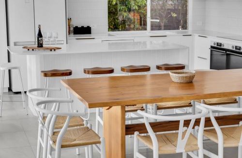 Merimbula Villa | Bellvilla - Kingfisher 5 Bd Suite