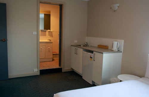 Lindisfarne Hotel | Beltana Hotel