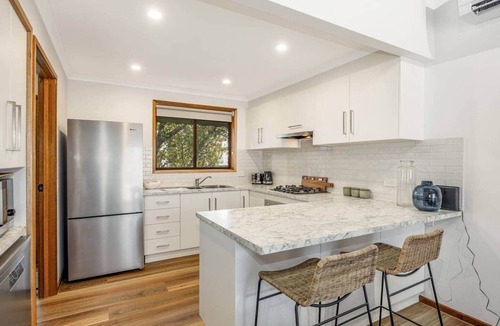 Strathdale House | Bendigo Signature Accommodation Nabilla Crescent