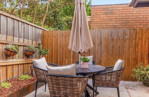 Strathdale House | Bendigo Signature Accommodation Nabilla Crescent