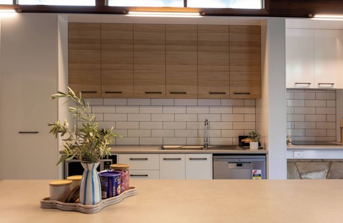 Bendigo House | Bendigo Signature Accommodation on Vine, Bendigo Signature Accommodation on Vine
