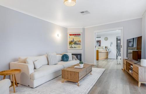 North Bendigo House | Bendigo Signature Accommodation on Garden Court