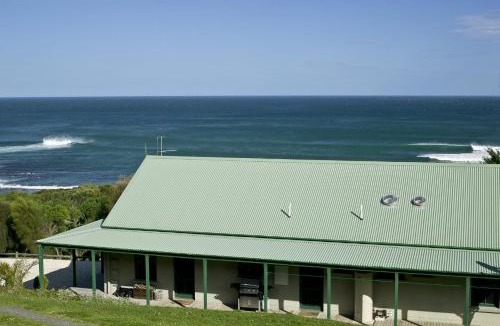 Wongarra House | Bennetts Beach House