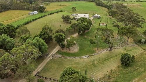 Fish Creek House | Benwerrin House Stay 3 Pay 2 Winter Special