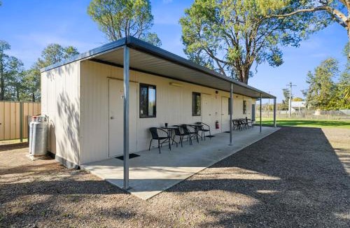 Berrigan Hotel | Berrigan Caravan Park