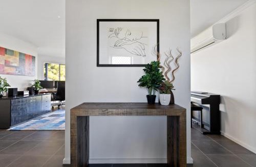 Seymour House | Big Blue Tailem Bend