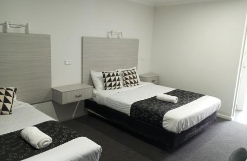 Shepparton South Hotel | Big Valley Lakeside Paradise Motor Inn