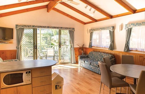 Doncaster East Hotel | BIG4 Crystal Brook Tourist Park