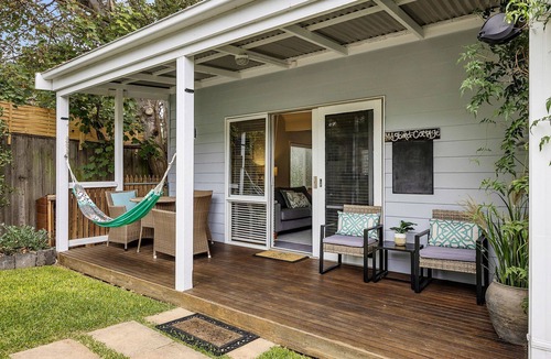 Sorrento Cottage | Bilinga Cottage - Magbird*