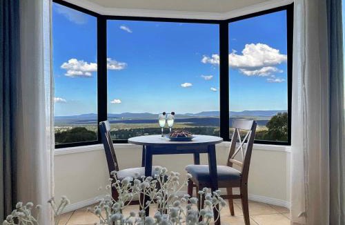 Mount View Apartment | Bimbadeen Estate Villa 6