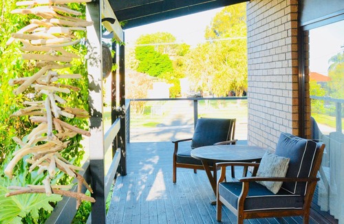 Malua Bay House | Binda Beach House - two beaches within 450m walk