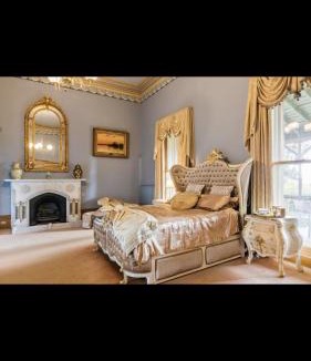 Lake Wendouree House | Bishops Palace Ballarat