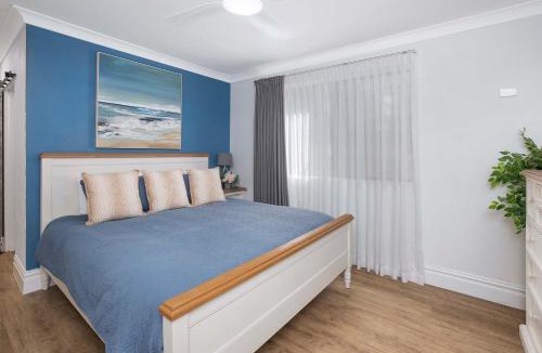 Forster Apartment | BJ Mick's Lakefront Apartment