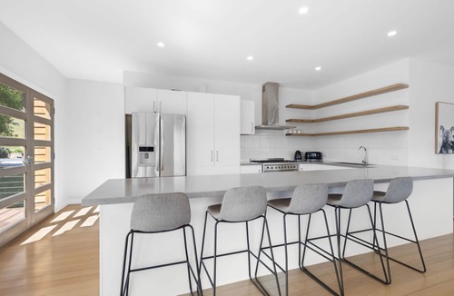 Merrijig House | Black Diamond Merrijig - Sauna & EV Charger - Sleeps 14
