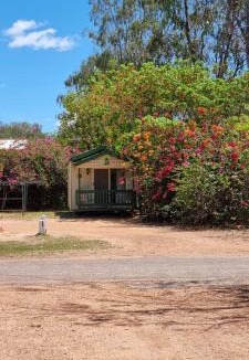 Blackall Apartment | Blackall Caravan Park