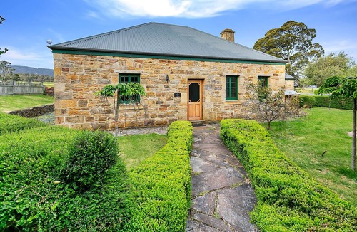 Mole Creek Cottage | Blackwood Park Cottages