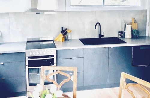 Blairgowrie House | Blairgowrie Bliss: A Short-Term Beach House Holiday