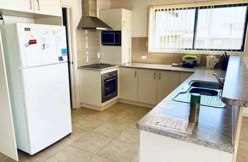 Emu Bay House | Blakeney Holiday House