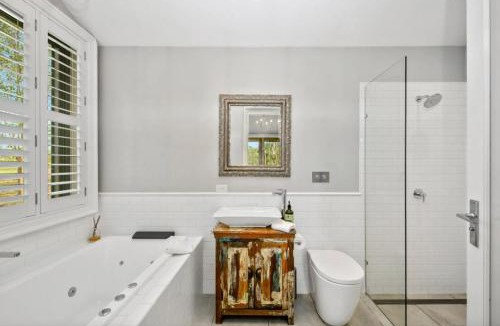 Belford House | Block Eight Estate Tree Tops Villa