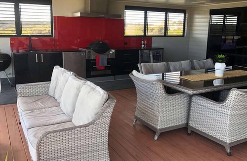 Lake Wangary House | Blue Bay Ridge - it doesn’t come better than this