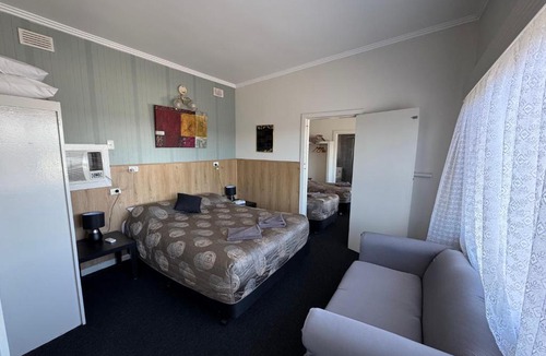 Mount Gambier Hotel | Blue Lake Motel
