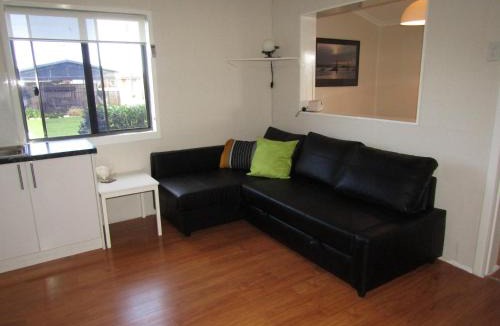 Port Vincent Apartment | Blue Line Retreat - Unit 5