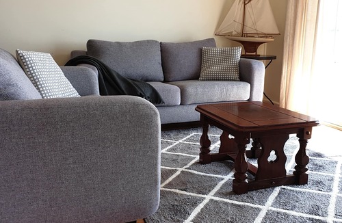 Tumby Bay House | Blue Seas provides absolute beach front in the heart of Tumby Bay