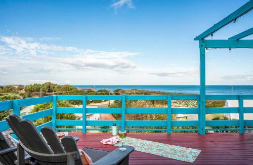 Guilderton House | Blue View - Ocean Views For Miles