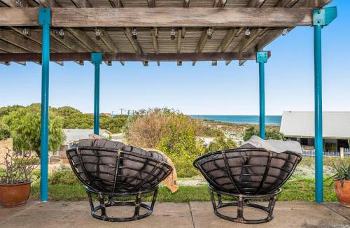 Guilderton House | Blue View - Ocean Views For Miles