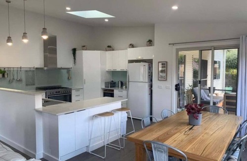 Tathra Resort | Blue Whale Retreat - Moments from Kianinny Beach