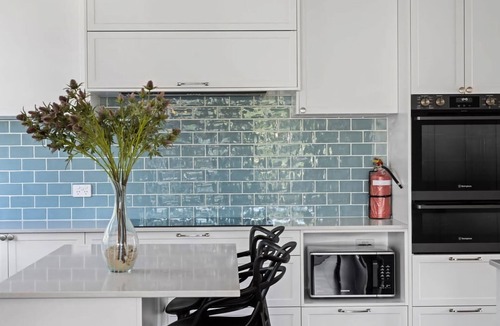 Cessnock House | Blue Wren Cottage on Edith - A Fireside Retreat in Wine Country