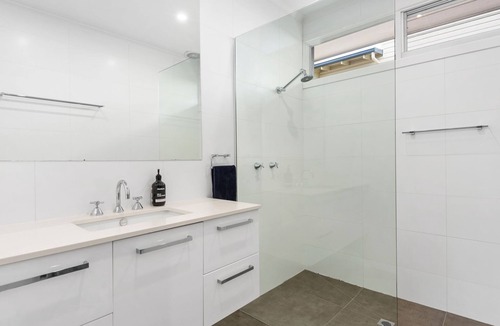 Point Lonsdale House | Bluebird - Point Lonsdale