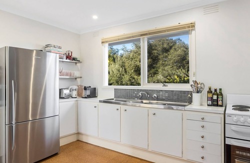 Portsea House | Bluehaven Great location short stroll up the to village