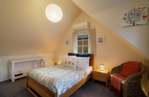 Bright House | BlueMill Cottage