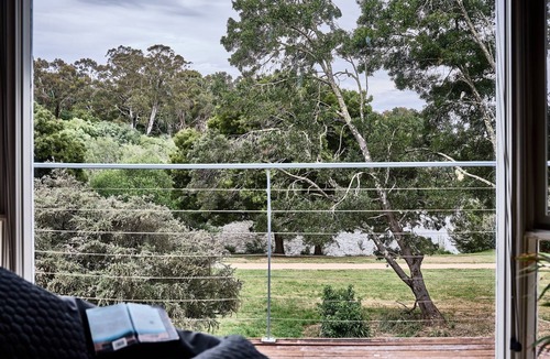 Daylesford House | Boatshed Villas by Istana - Green Door, villa by Lake Daylesford
