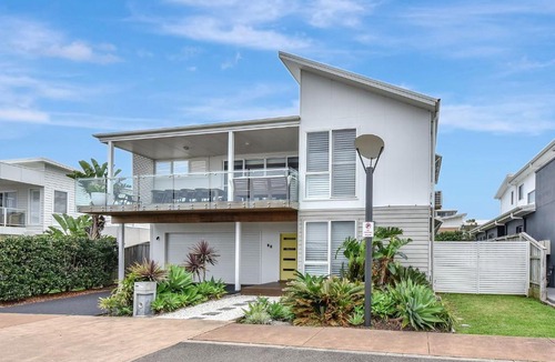 Caves Beach House | Bombora Beach House at Caves Beach