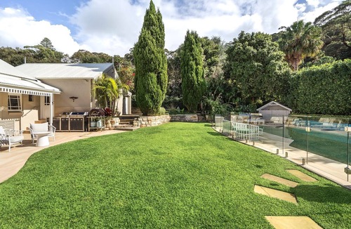 Newport House | Bombora House - A luxury home in the heart of Newport Beach