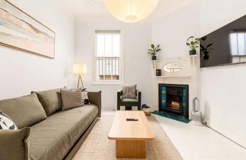 Bondi Beach Apartment | Bondi Family Friendly Retreat with Pool