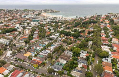 Bondi Beach Apartment | Bondi Family Friendly Retreat with Pool