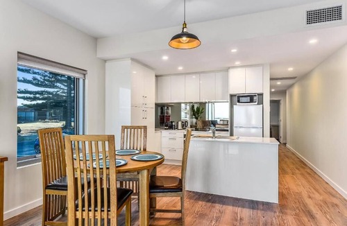 Rivoli Bay Apartment | Bonnies of Beachport