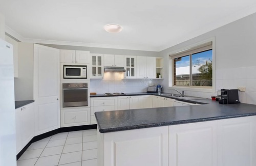 Shelly Beach House | Bonnieview House - 3 bedroom family home