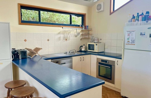 Sandy Point House | Boomerang Bach Sandy Point