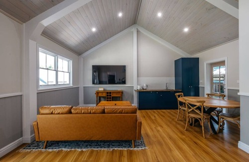 Wentworth Falls House | Boonara/1 BR/Fireplace/Wentworth Falls