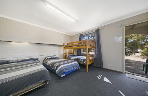 Border Village Hotel | Border Village Roadhouse