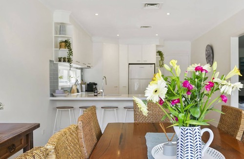 Sorrento House | Boroondara Getaway 700m to Sorrento Shops 900m to Beach